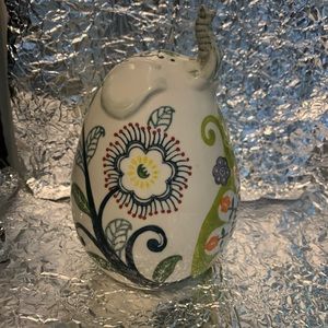 Elephant bank. Ceramic.